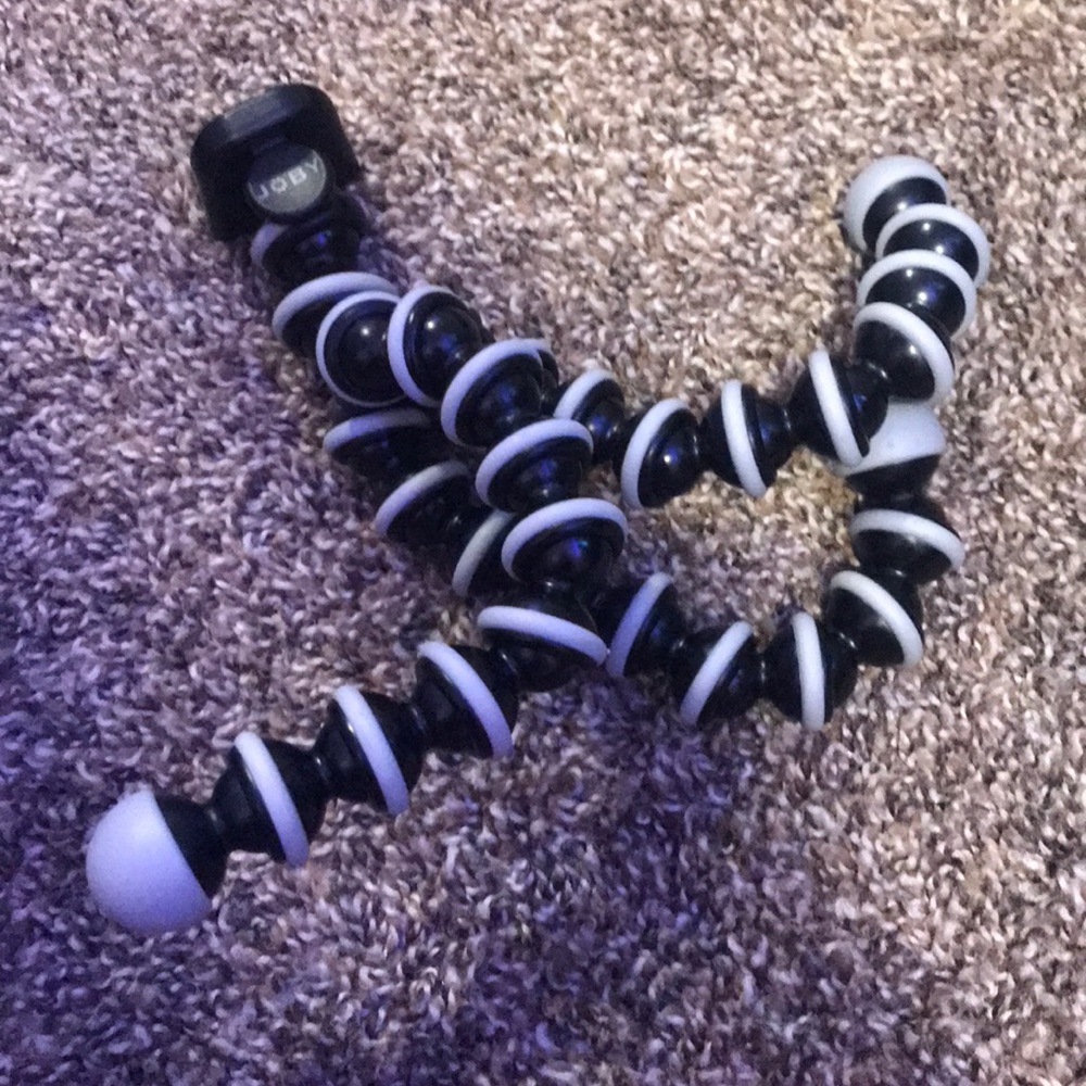 Camera tripod - Picture 3 of 4